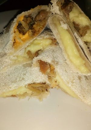 Una foto de Tapioca recheada salgada 🇧🇷 Tapioca rellena salada