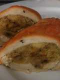 Pechuga de pollo rellena de plátano maduro