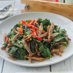 รูปของ Tumis ikan teri daun melinjo