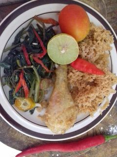 Foto resep Ayam kremes + tumis kangkung#SelasaManja#BikinRamadanBerkesan#