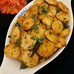 A picture of Mini Masala Idlis.