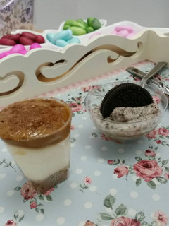 صورة لوصفة كاسات الأوريو واللوتس 🍧
