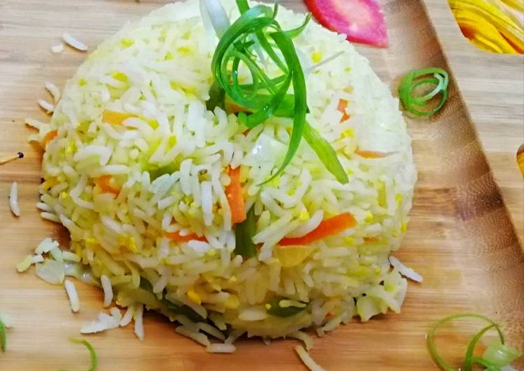 Simple Way to Make Delicious Vegetables egg fried rice