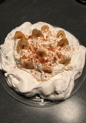 Une photo de Pavlova banane speculoos