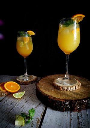 A picture of Orange Chili Virgin Mojito.