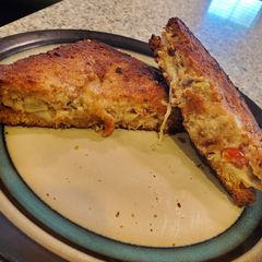 A picture of Air fryer tuna melts.