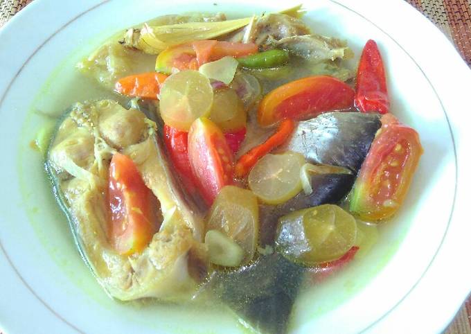 Resep Sup ikan patin belimbing wuluh #BikinRamadhanBerkesan oleh hj Tintin Purnama Sari - Cookpad