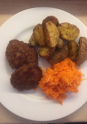 Zdjęcie przepisu Ziemniaki w ziołach i sosie sojowym.