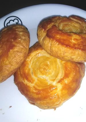 A picture of Bakery style bakarkhani.