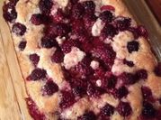 A picture of blackberry cobbler