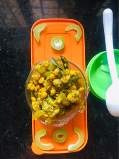 புடலங்காய் கூட்டு(pudalangai koottu recipe in tamil) செய்முறை முக்கிய புகைப்படம்