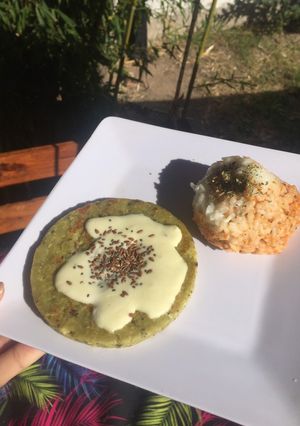 Una foto de Hambur de arvejas vegetariana ✨