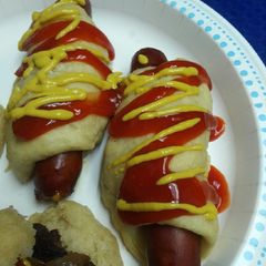 A picture of Cheddarwurst in a blanket from scratch.