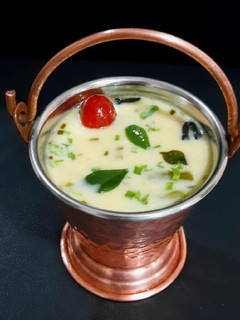 કઢી (Kadhi Recipe In Gujarati) રેસીપી મુખ્ય ફોટો
