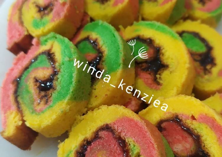 Mini colourfull roll cake