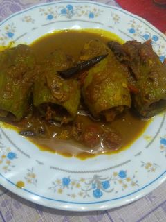 ডিমের পুর ভরা পটলের দোলমা (dimer pur bhora patoler dolma recipe in Bengali) রেসিপির প্রধান ছবি
