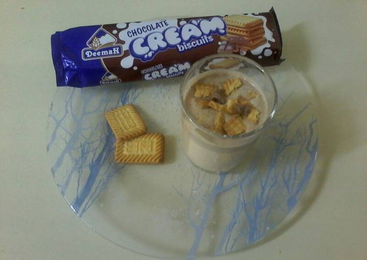 How to Prepare Homemade Chocolate cream biscuits shake🌟#ramadankitayari