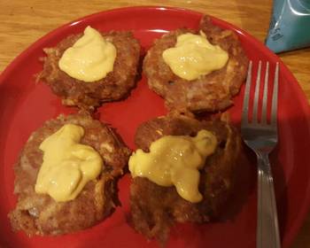 Fresh, Serving Recipe Potato cakes with corned beef and cheese Delicious and Healthy