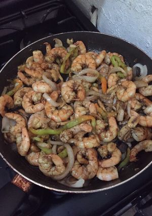 Una foto de Camarones con champiñones