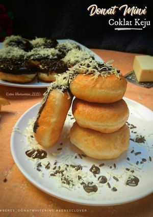 Foto resep 162. Donat Mini Coklat Keju #BeResClover