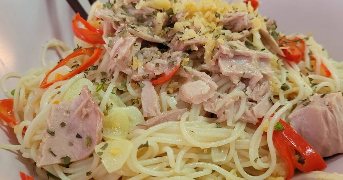 Resep Aglio e olio tuna oleh Nike Yolanda Cookpad