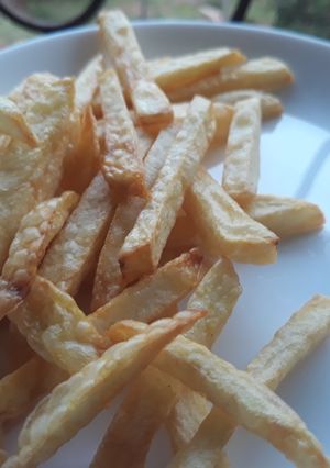 A picture of French Fries.
