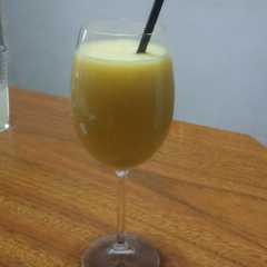 Una foto de Licuado de ananá y banana