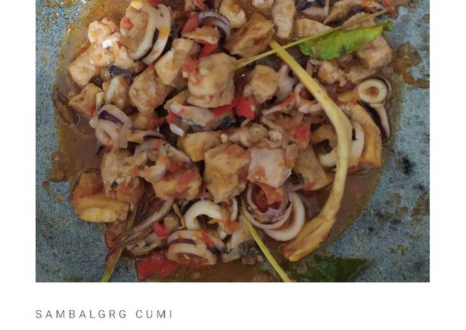 Sambal goreng cumi