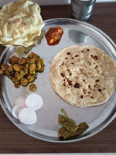 ટીંડોળા નું શાક (Tindora Shak Recipe In Gujarati) રેસીપી મુખ્ય ફોટો