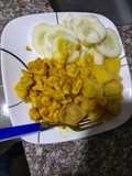 Cena liviana con pollito guisado