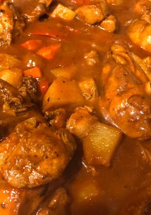 A picture of Chicken Caldereta.