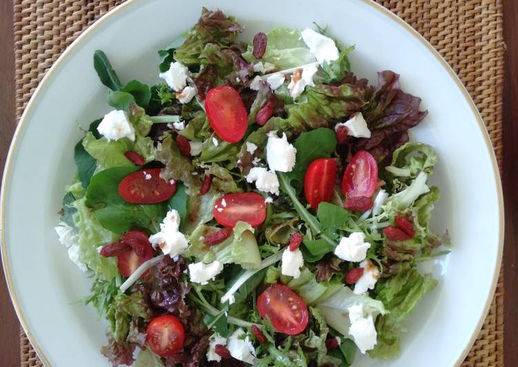 Cara Gampang Menyiapkan Rucola &amp; fetta salad, Mudah Banget