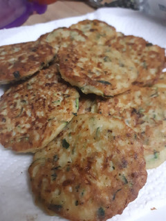 A picture of Zuchini Fritters.