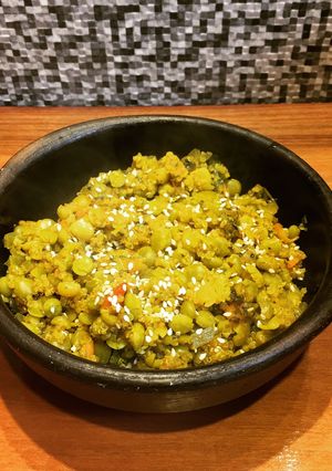 Una foto de Arvejas partidas con quinoa