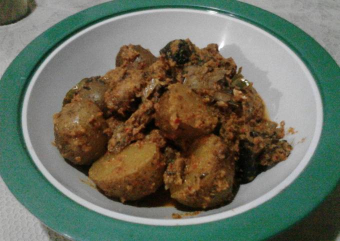 Rendang Belut Kentang Ala Juana Pramudya