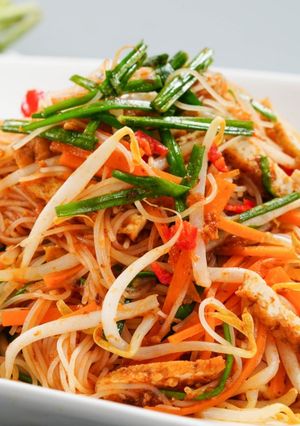 A picture of Stir-Fry Mee Siam.
