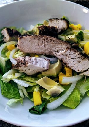 A picture of Caribbean Chicken Salad.