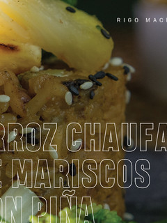 Una foto de Arroz chaufa de mariscos con piña