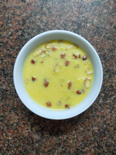 குங்குமப்பூ ரப்டி (Saffron Rabdi recipe in tamil) செய்முறை முக்கிய புகைப்படம்