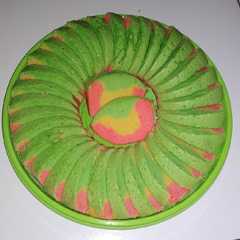 รูปของ Bolu panggang pelangi simple