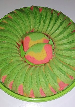 Foto resep Bolu panggang pelangi simple