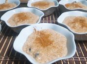 Una foto de postres de quinoa
