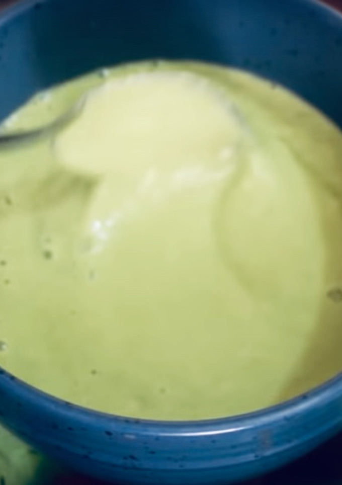 Una foto de Guacamole falso