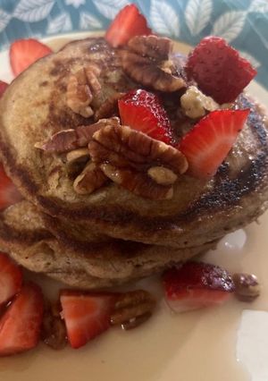 A picture of Banana Oat Pancakes with a Crunch.