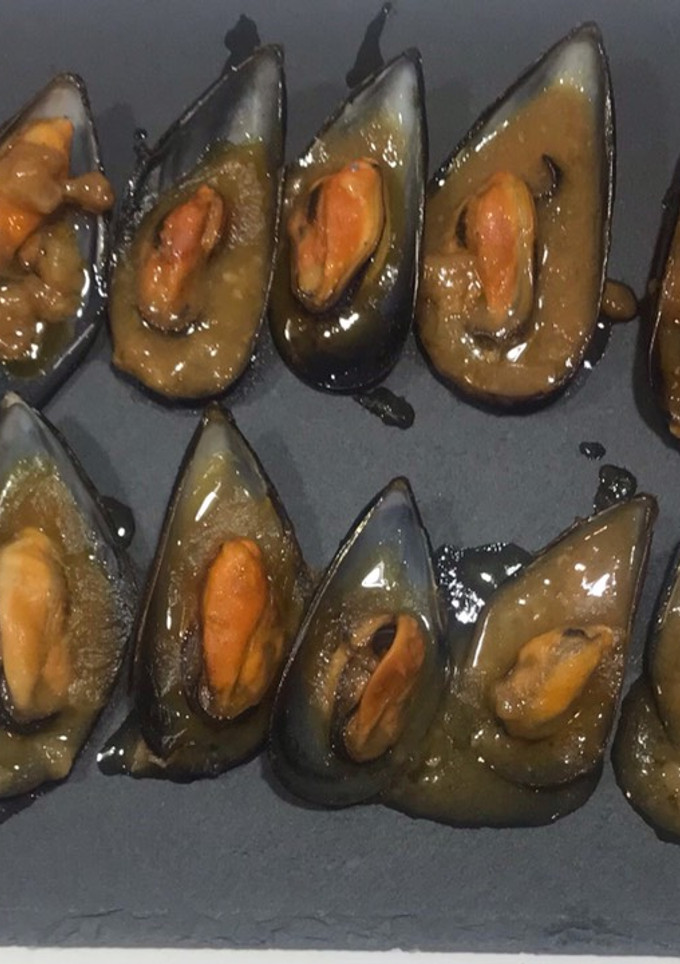 Una foto de Mejillones en salsa americana