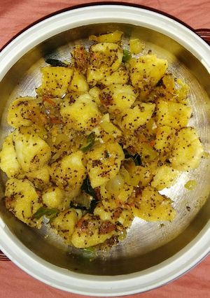 A picture of Chatpatti idli.