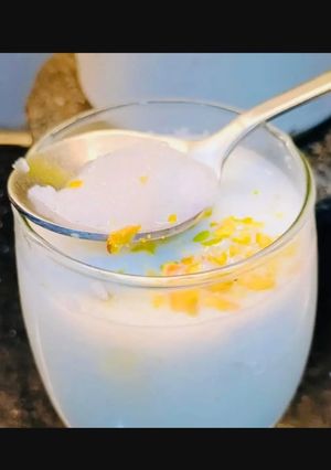 A picture of Almond Gum (gond katira) Milkshake.