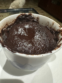 Una foto de Bizcocho a la taza sin harina ni azúcar