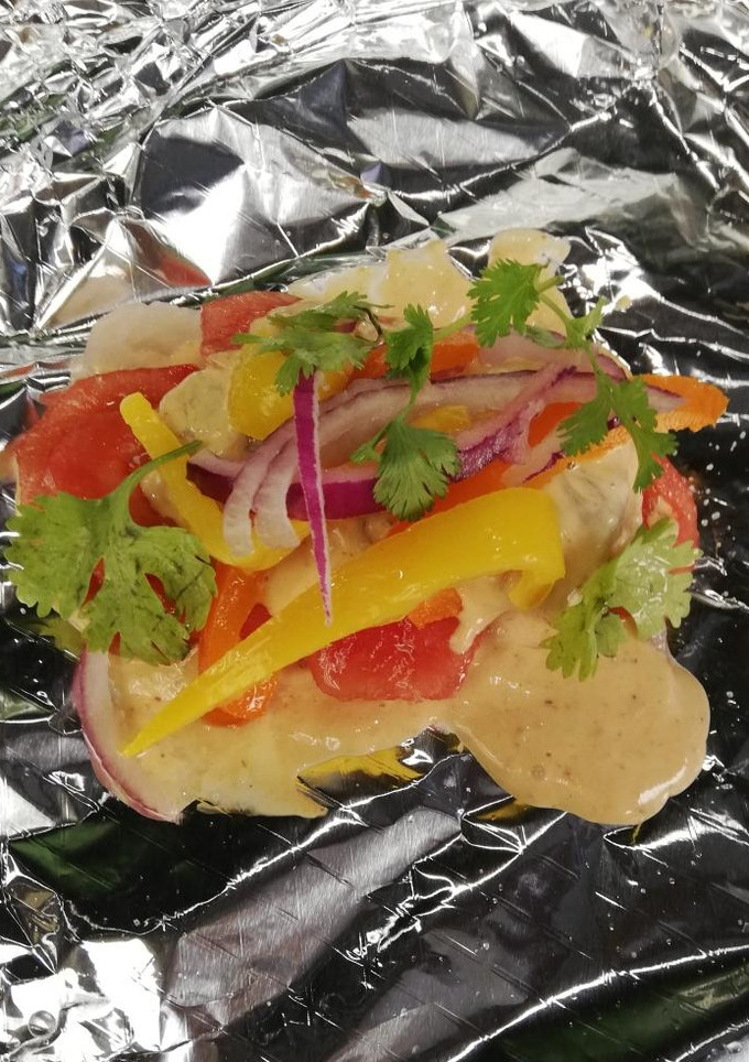 Una foto de Pescado empapelado con camarones