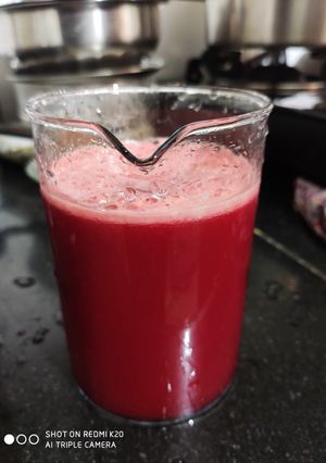 A picture of Beetroot Carrot Pomegranate Juice.